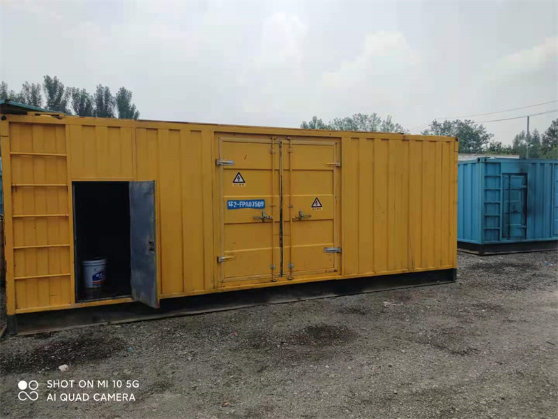 清水200KW柴油发电机组需要配备什么型号的电缆线？