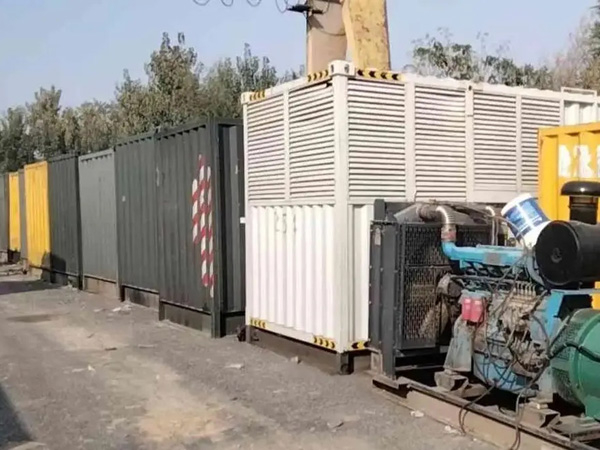 清水200KW柴油发电机机组每小时油耗是多少?